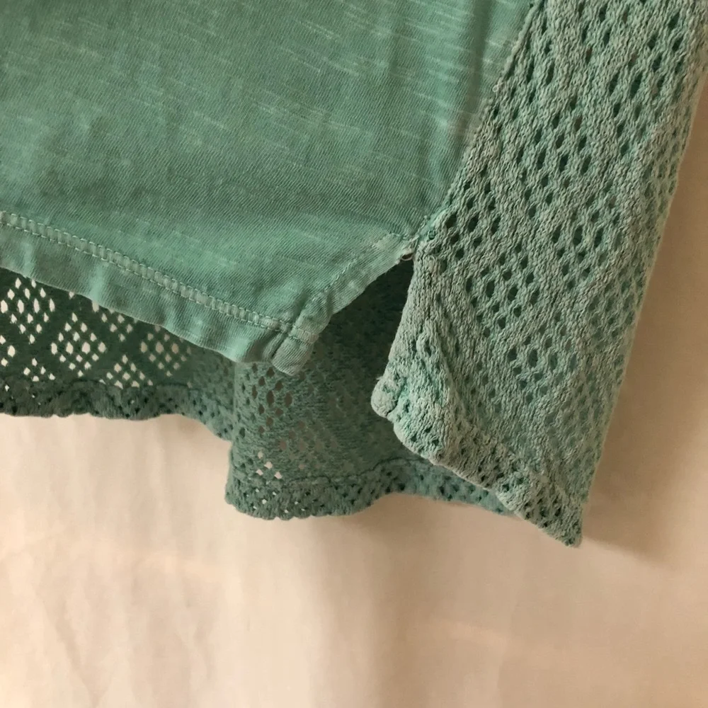 LUCKY BRAND Heathered Teal Top | Crochet Back | S - Picture 6 of 8